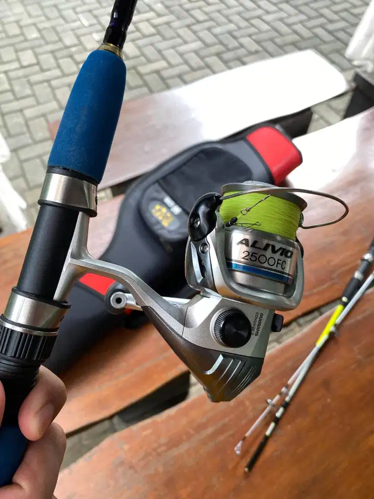 Reel Shimano Alivio 2500 Made in Malaysia like new