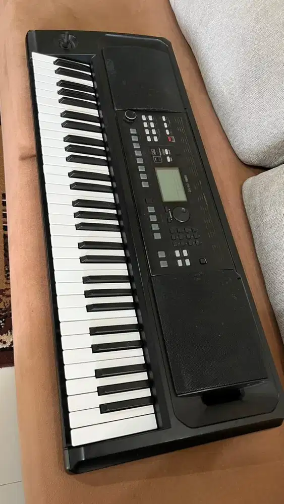Korg EK - 50 bekas