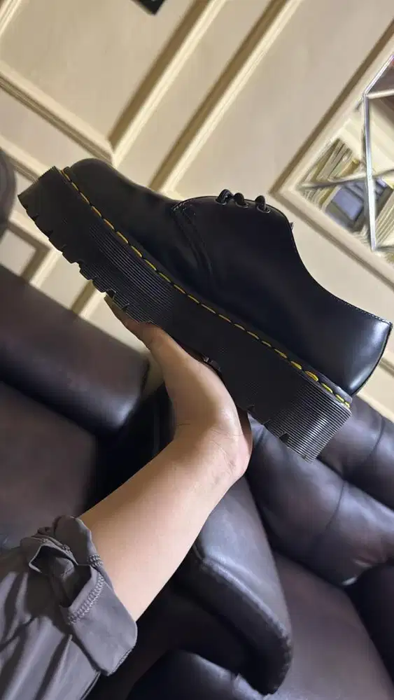 DIJUAL SEPATU DR. Martens 1461 QUAD SMOOTH LEATHER PLATFORM ORI