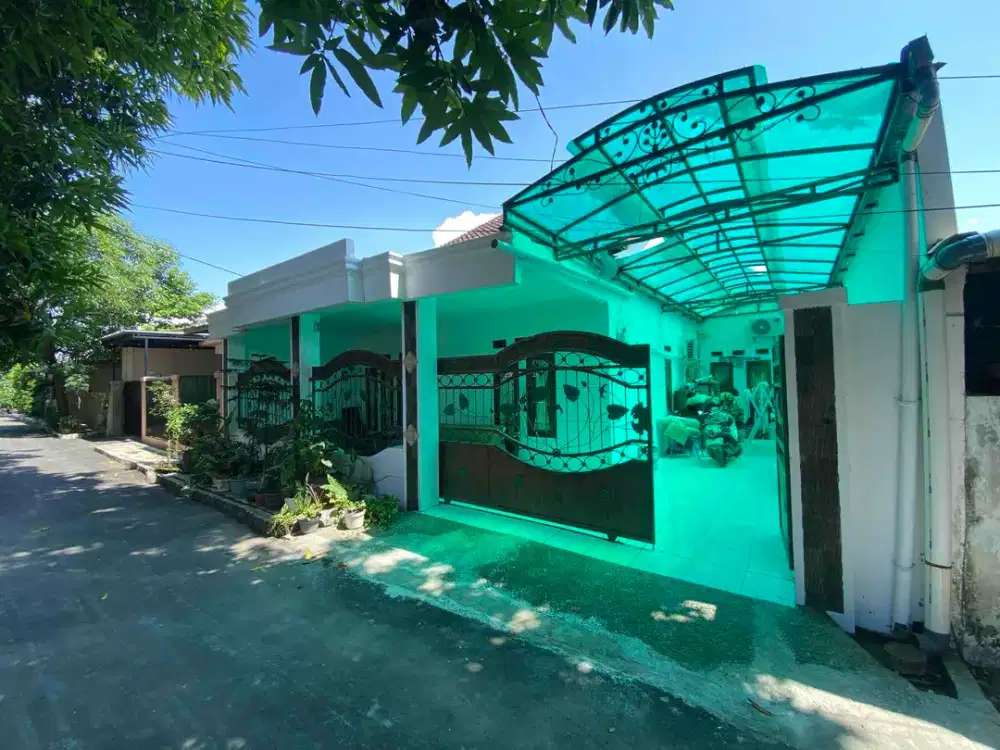 Rumah Perumnas Gunung depan masjid