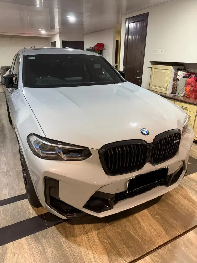 BMW x4 M competition 2023 pemakaian 2024 + karpet custom premium