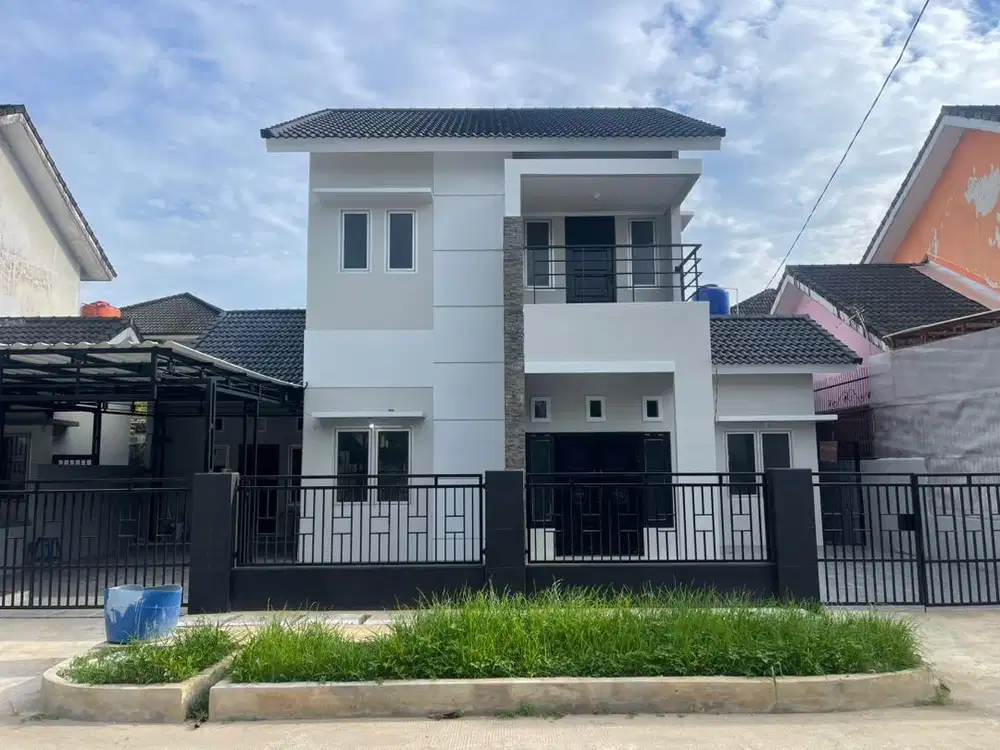 Dijual rumah di jakabaring komplek opi almond palembang