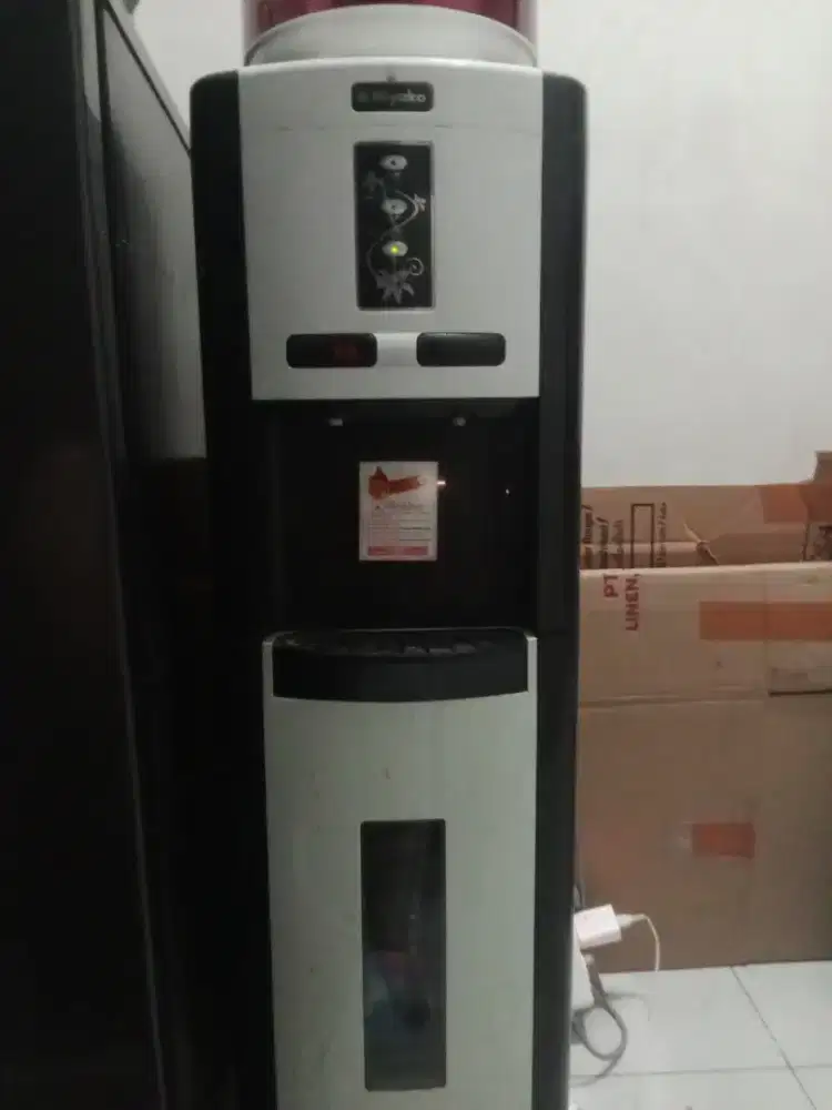 Jual dispenser,galon di bawah