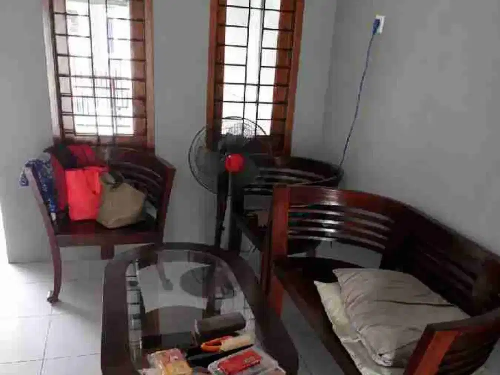 Dijual Rumah Luas Dan Rapi Villa Nusa Indah