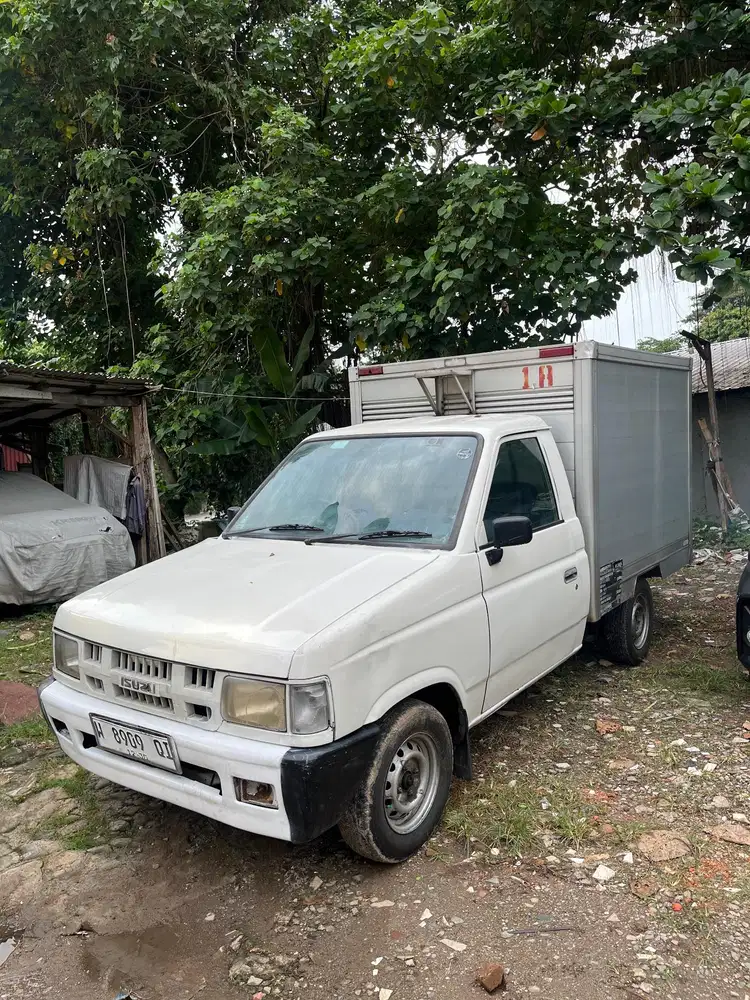 Isuzu Panther box 2010 Diesel
