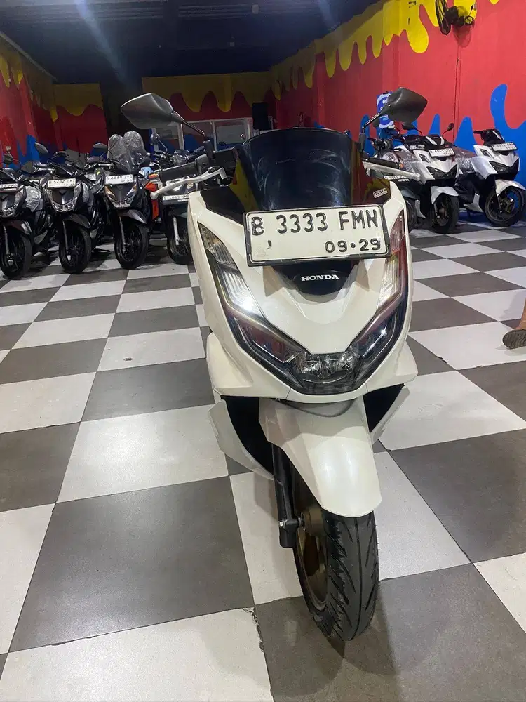 Honda PCX 160 ABS Tahun 2024 CASH DAN KREDIT