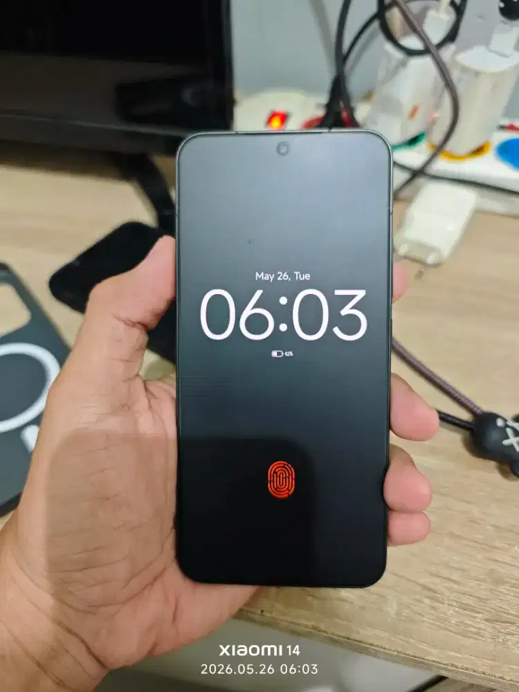 XIAOMI 15. 12/256 GB