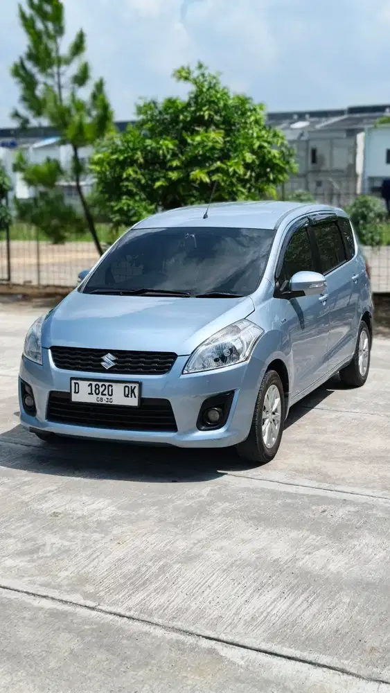Suzuki Ertiga GL 1.4 2012