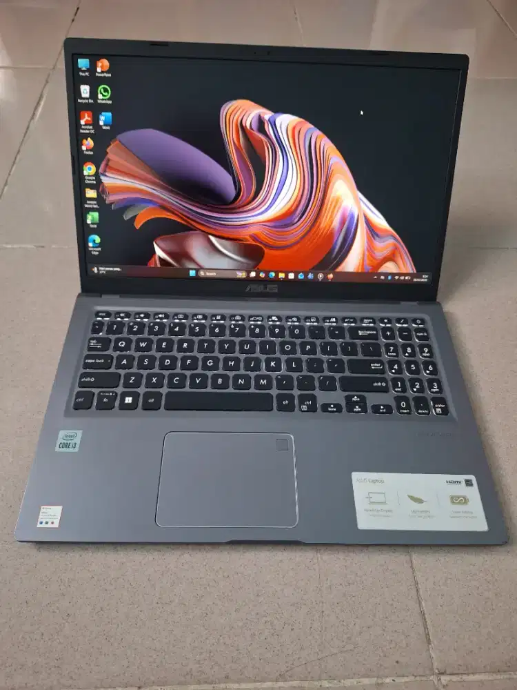 Bismillah di jual laptop asus vivobook slim core i3gen10 siap pakai