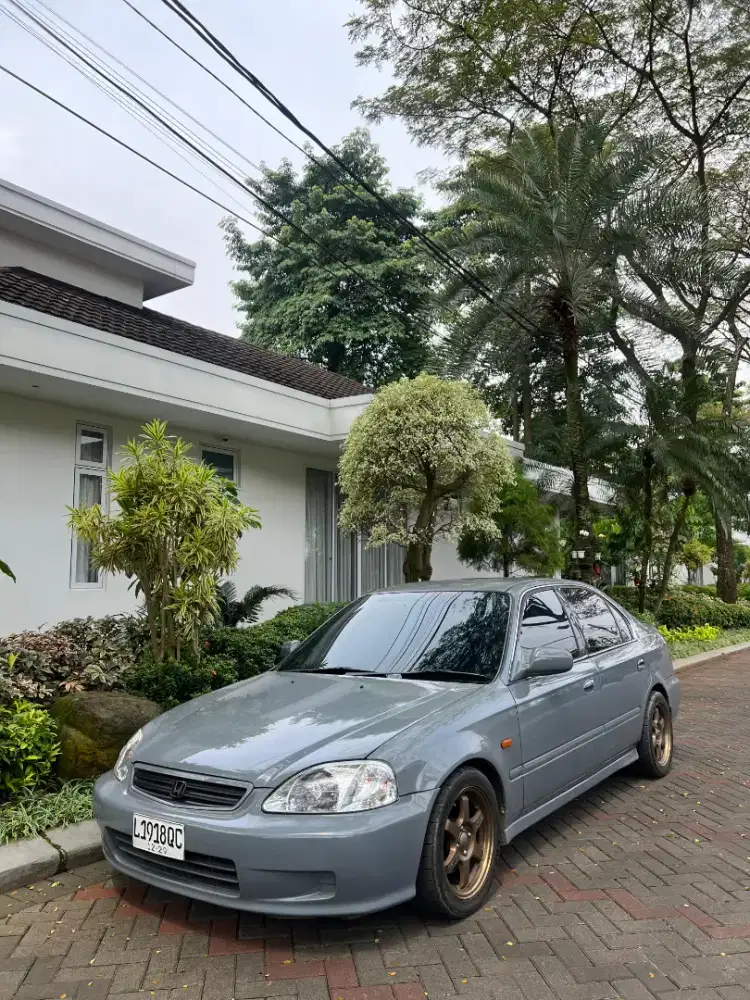 Civic ferio 2000 at siap pakai cocok dipake harian