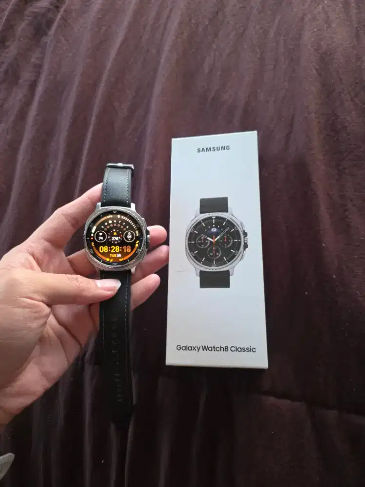 Smartwatch Galaxy Watch 8 Classic (Rotating Bezel)