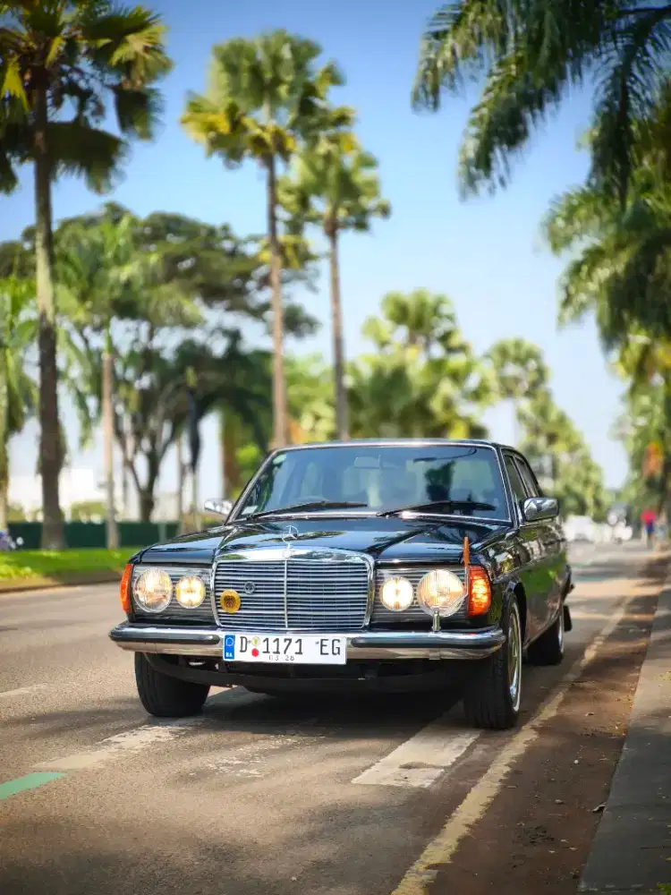 Mercy Tiger W123 230 automatic 1980 euro style pajak on tinggal pake