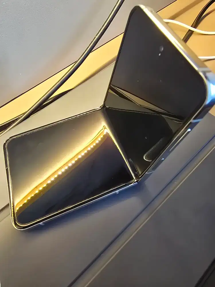 Samsung Z Flip 5 8/256GB Mint