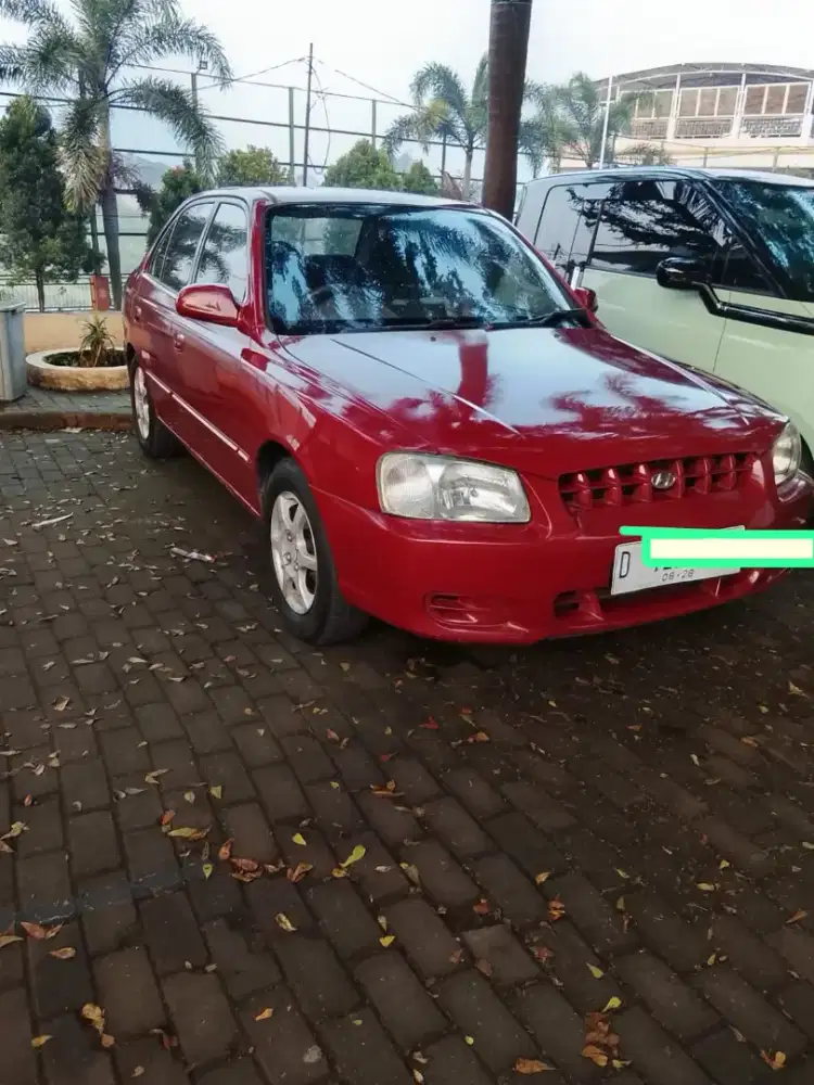 Jual hyundai Verna 2004
