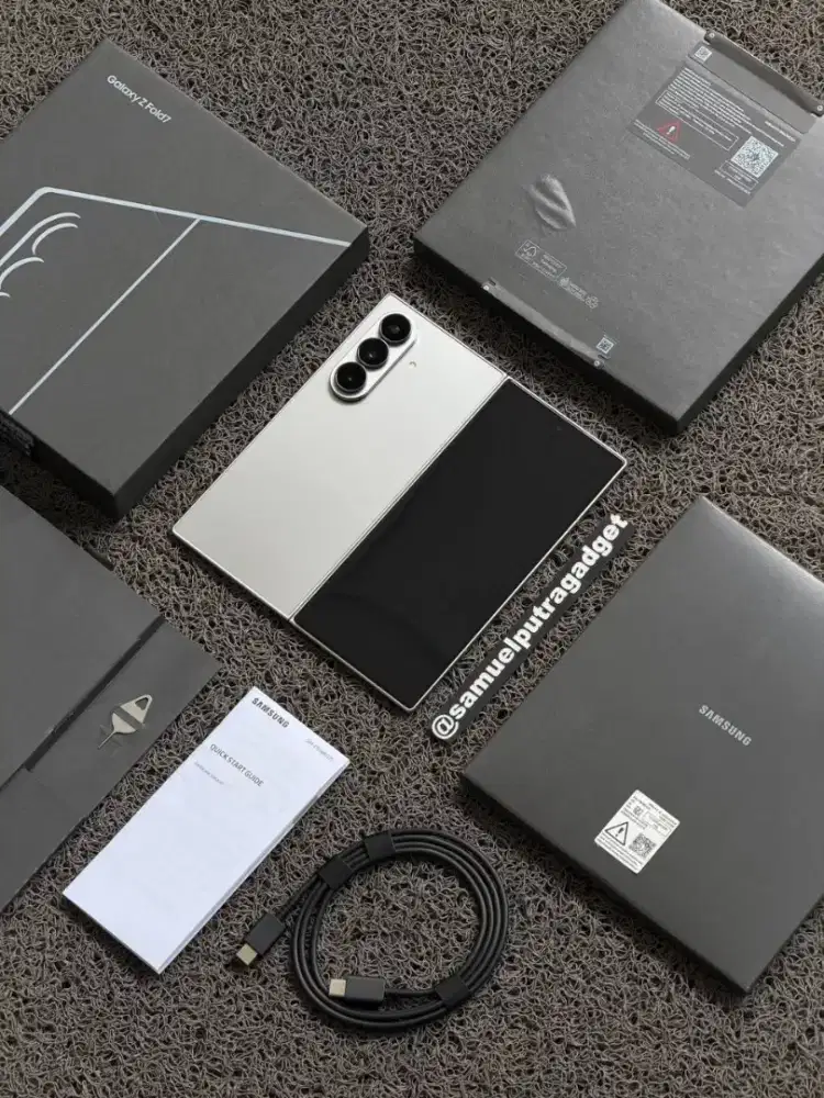 Samsung Galaxy Z Fold 7 Silver 512gb Fullset Original Resmi