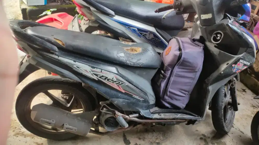 Jual Motor Beat 2013 (apa ada nya)