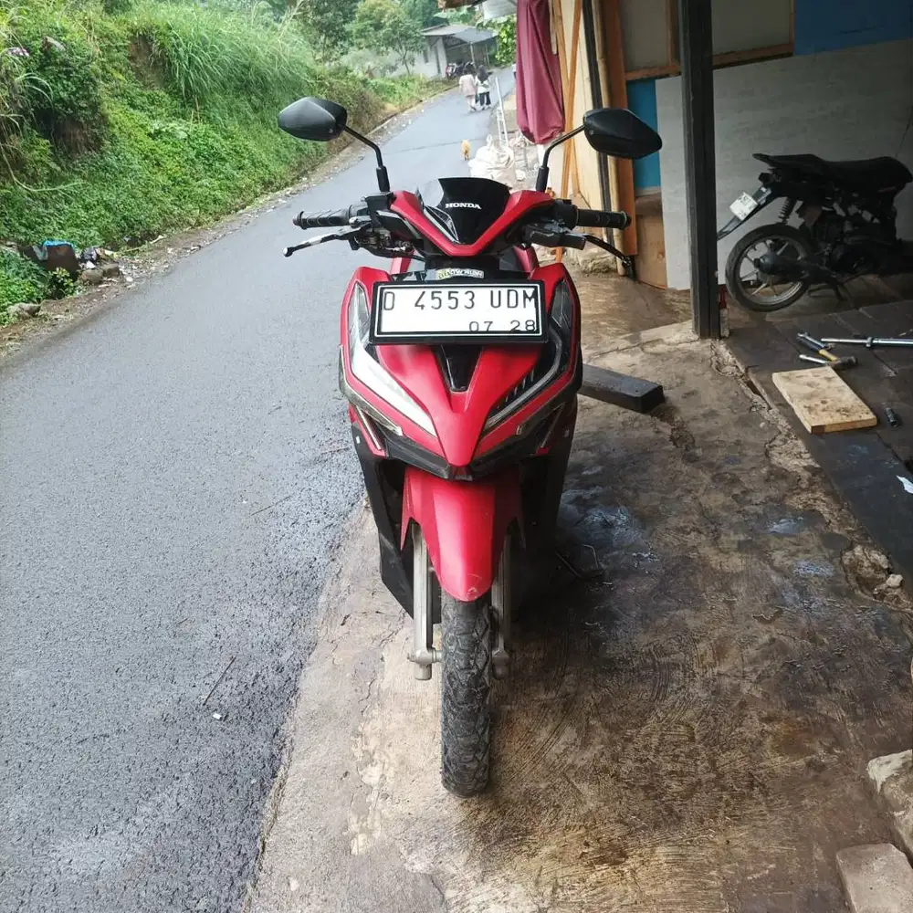 Vario 150 Merah 2018