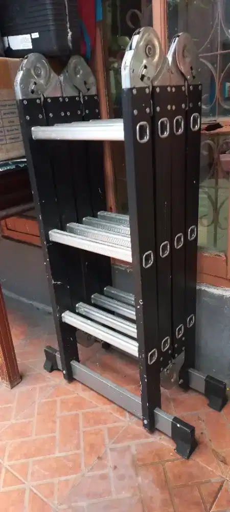 Tangga lipat alumunium 6 fungsi