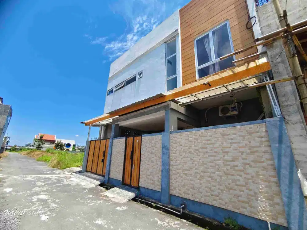 rumah dijual gentan jl mangesty