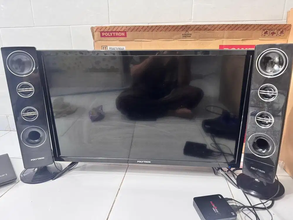 Tv polytron 32inc