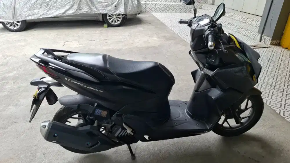 Honda Vario Black 160 keyless