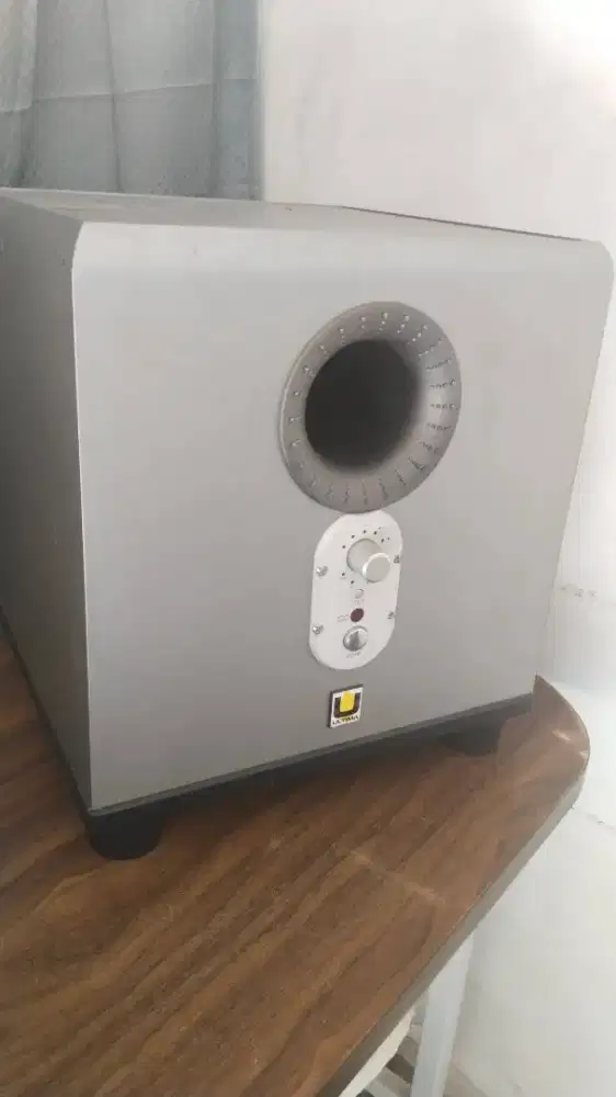 subwofer aktif 10inch