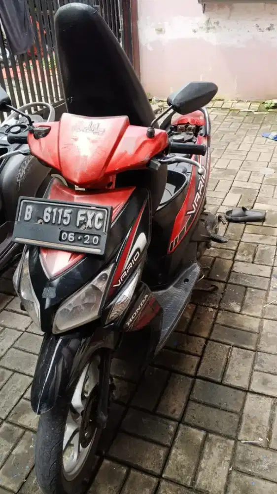 Vario 110 karbu 2010