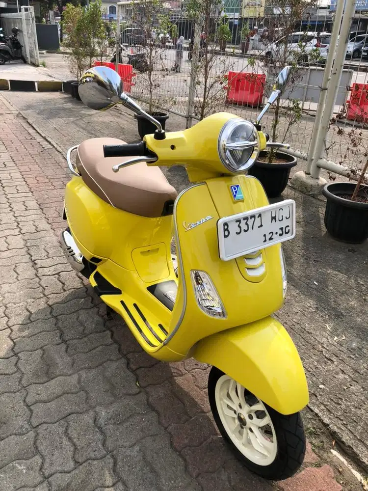 Piaggio Vespa LX 125 IGET