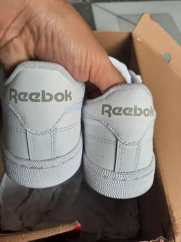 SEPATU REEBOK ORIGINAL