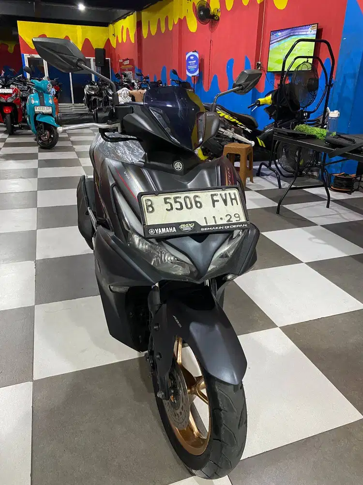 Aerox 155 Connected  Tahun 2024 DP 500 ADIRA