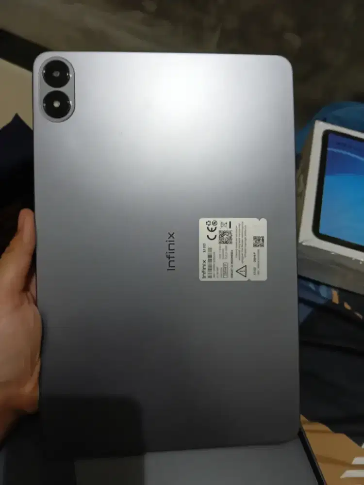Dijual tablet Infinix 4 G 8 / 256 GB