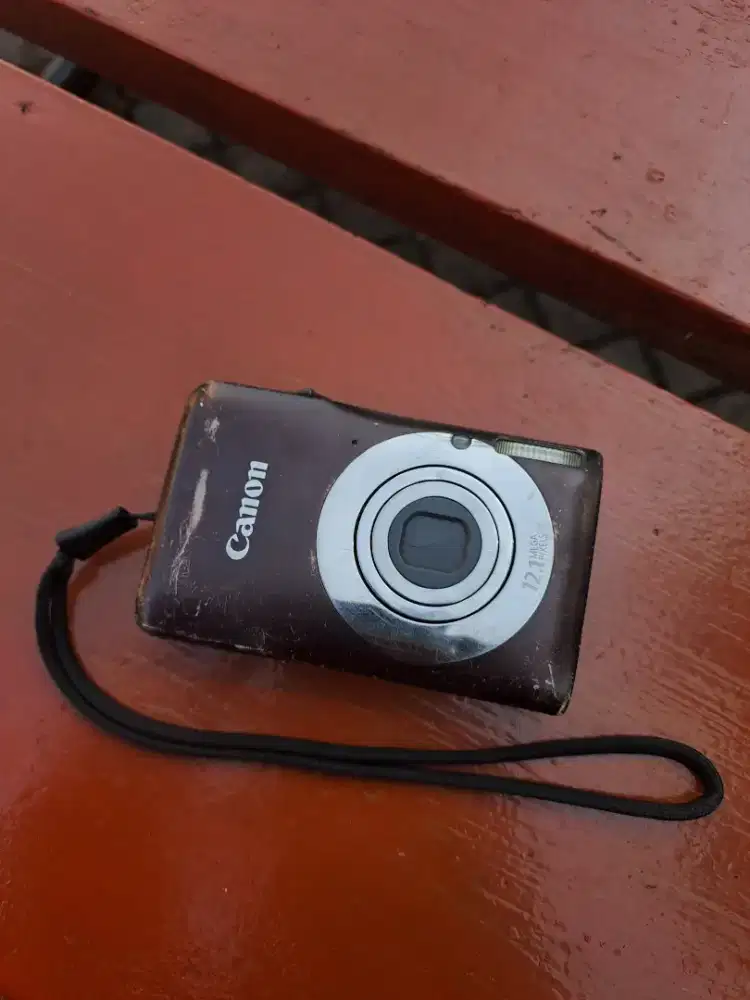 Canon IXY 200F Japan Market