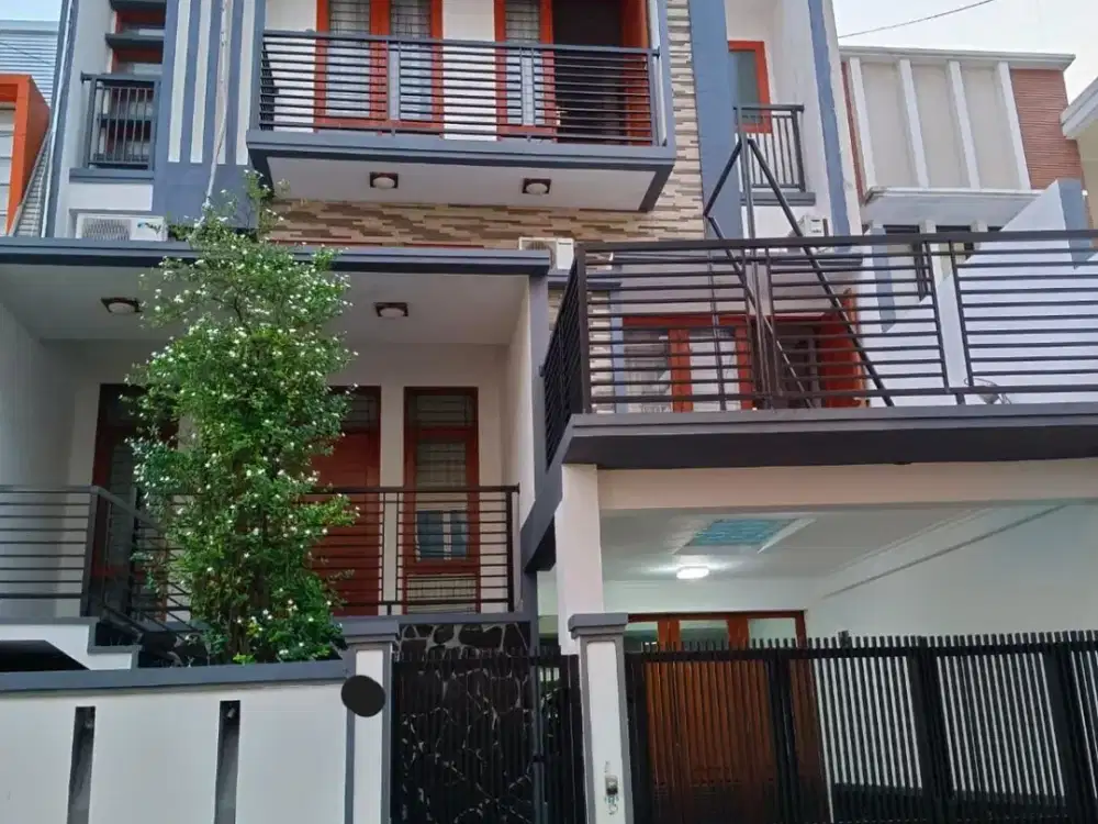 Dijual Segera Rumah Lux 4 Lantai Dekat Sudirman Cluster Palmerah, Palmerah, Jakarta Barat, 015