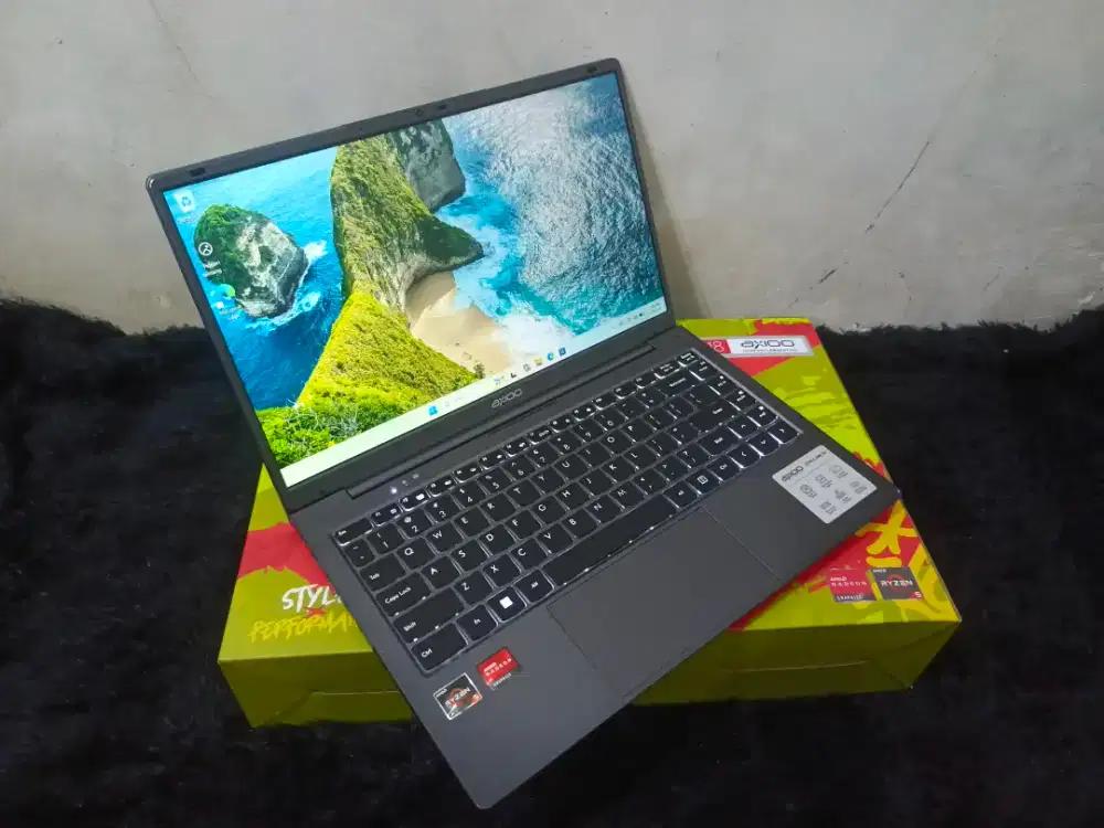 Jual laptop Fulset dush garansi resmi On 1 Tahun Axio Hype 5 X3