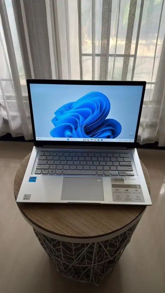 Laptop Asus Vivobook 14 A1404V