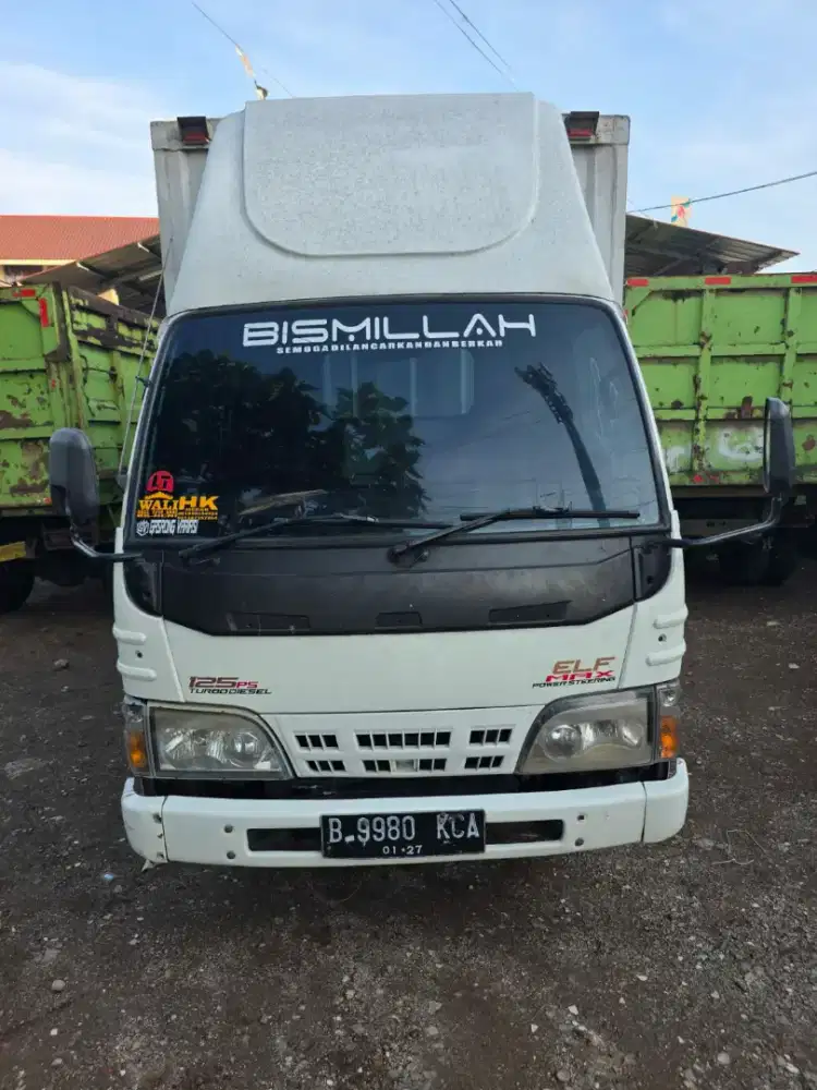 ISUZU ELF NKR 71 6BAN BOX