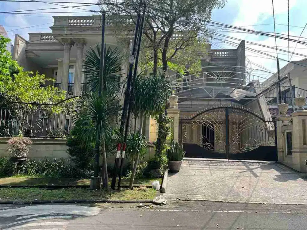 Rumah Siap Huni Dijual di Jl Raya Satelit Barat Surabaya