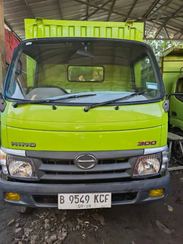 HINO DUTRO BOX 110 LD 6BAN