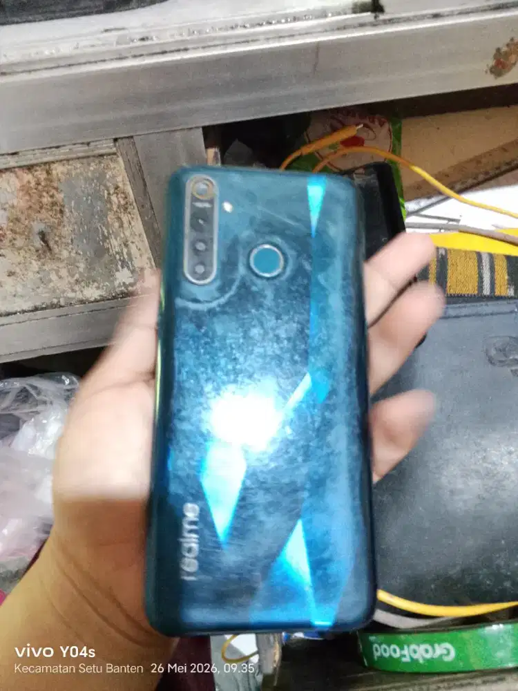 Jual. HP bekas realme 8 pro ram 8/128
