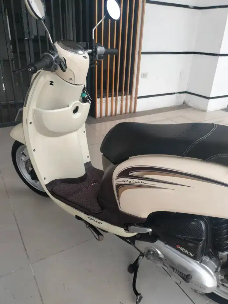 Scoopy stylish pajak hidup
