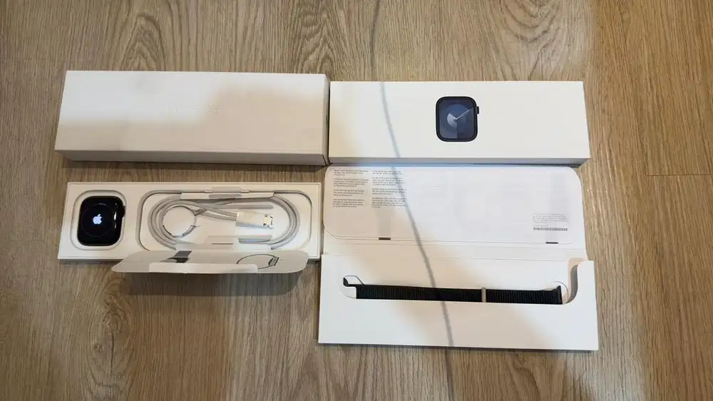 Apple Watch 9. 45mm ex garansi Ibox