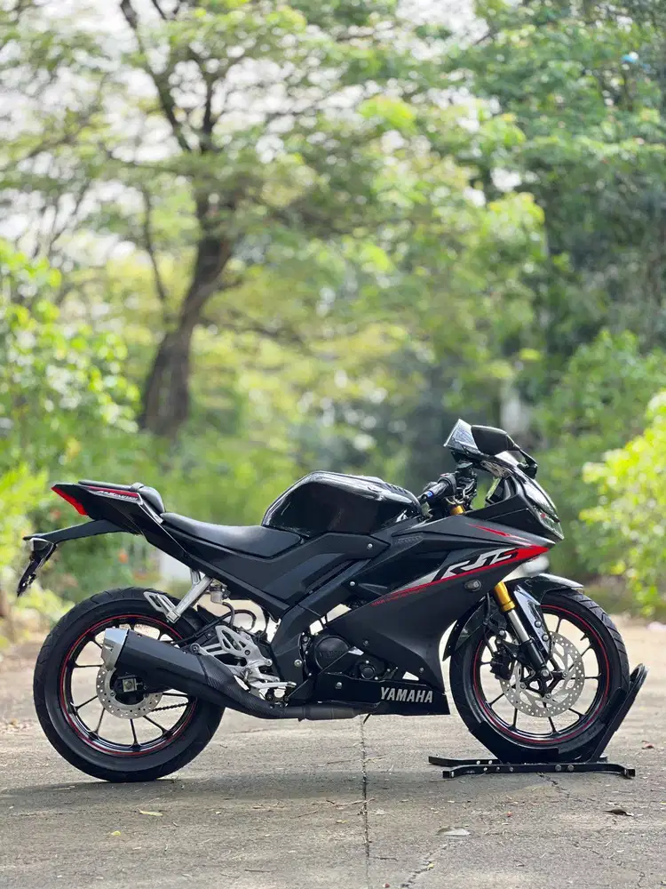 YAMAHA YZF R15 V3 HITAM DOFF 2019 KM 8K PAJAK ON RASA BARU