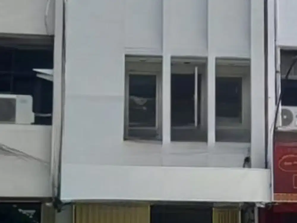RUKO 4 LANTAI BARU RENOVASI HADAP TIMUR DI BOULEVARD KELAPA GADING JAKARTA UTARA