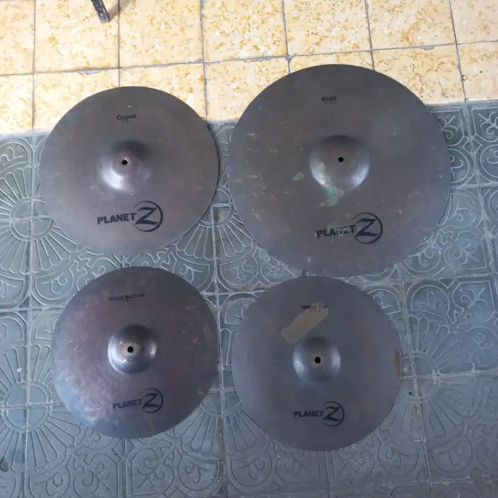 Cymbal drum set