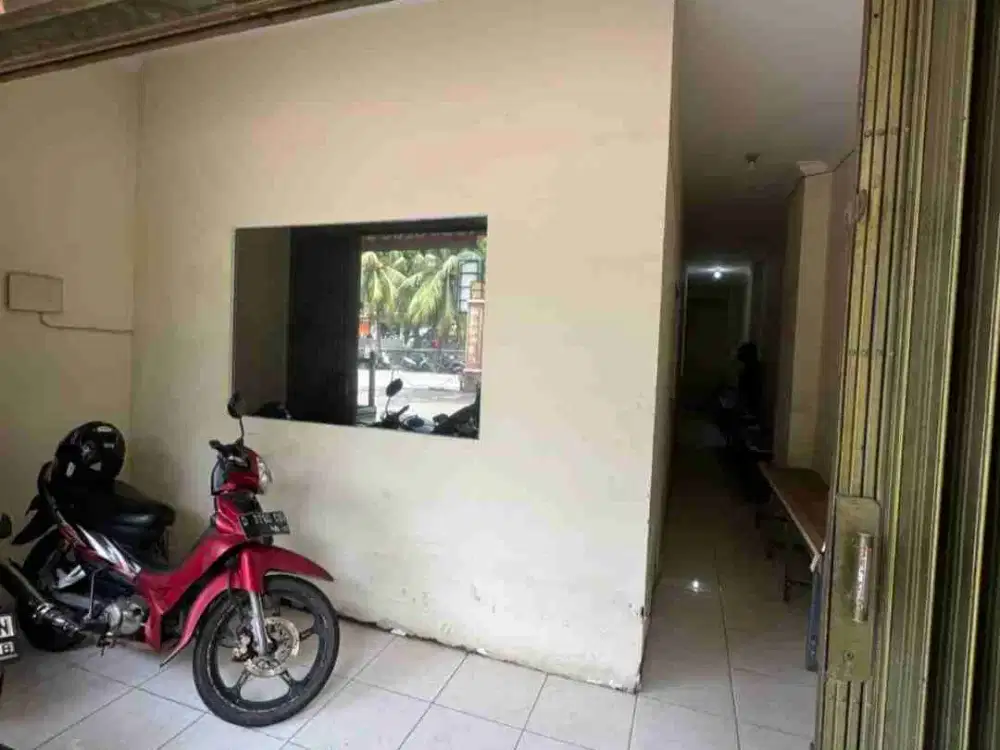 dijual ruko murah 3.5 lantai cocok buat kantor bebas banjir posisi strategis di mutiara taman palem cengkareng