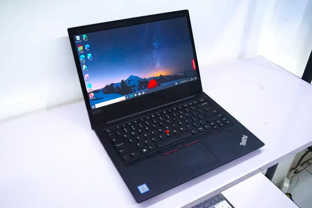 LENOVO THINKPAD E490.CORE- i3-8145U GEN8.RAM4GB.SSD128GB.14in