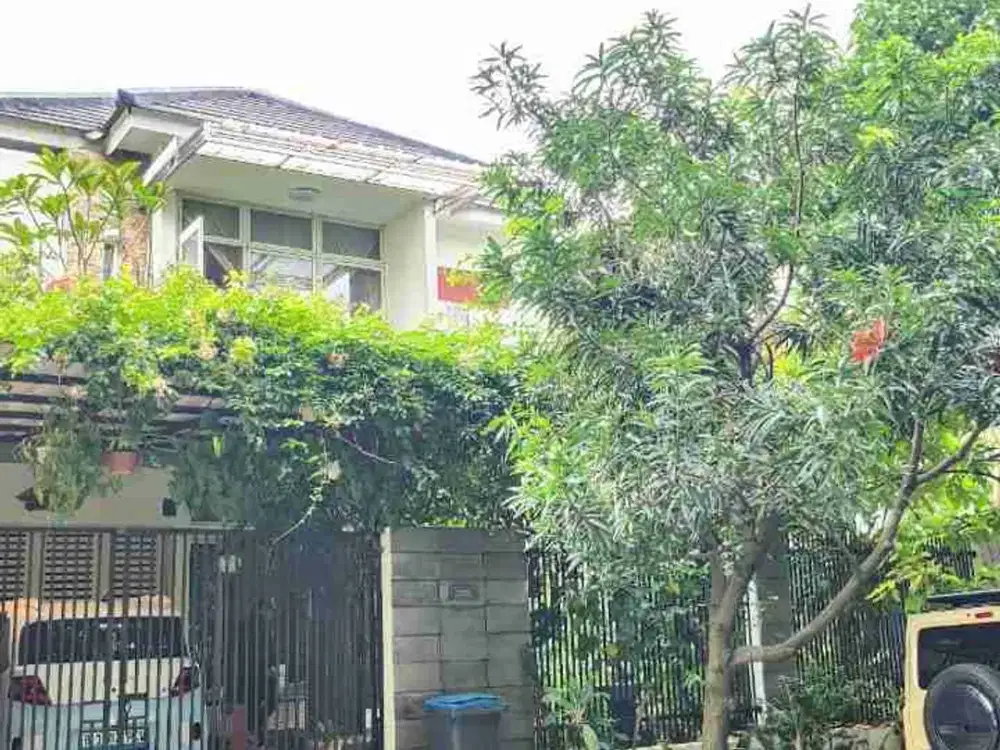 Rumah Dijual di Metland Menteng Jakarta Timur Ada kolam Renang
