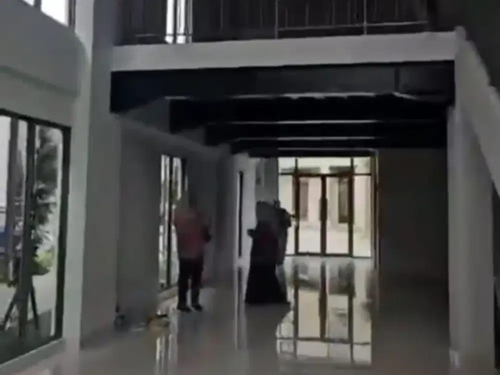 Disewakan Ruko Hudson Studio Loft Pinggir Jalan Raya