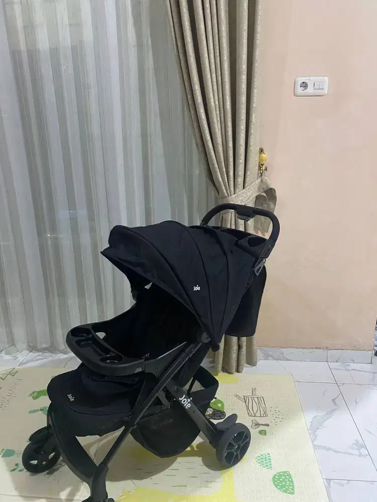 STROLLER ZOIE MUZE LX