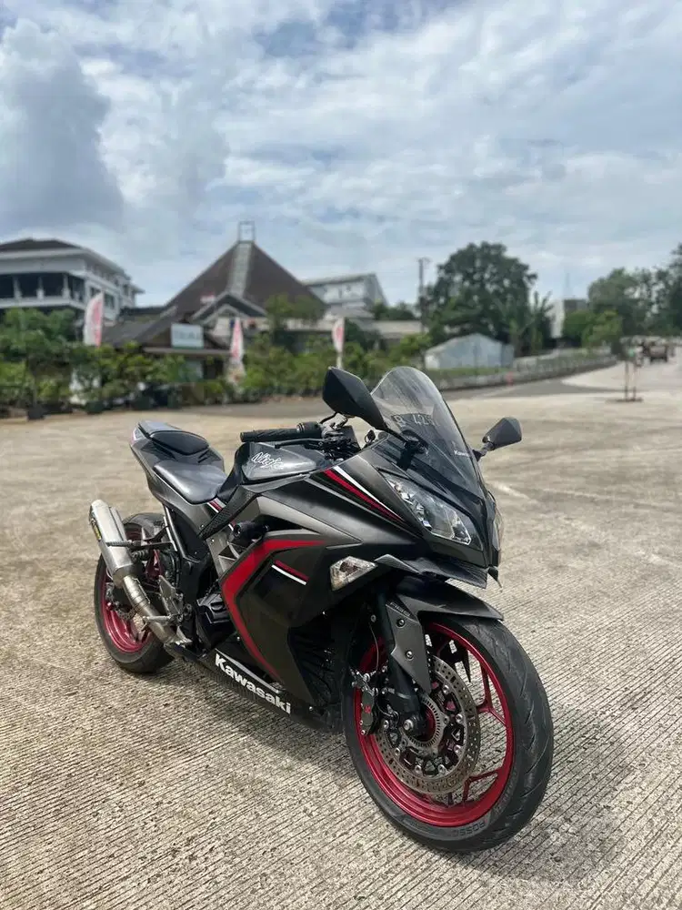 Dijualll cepat Ninja 2016 ABS SE !!!